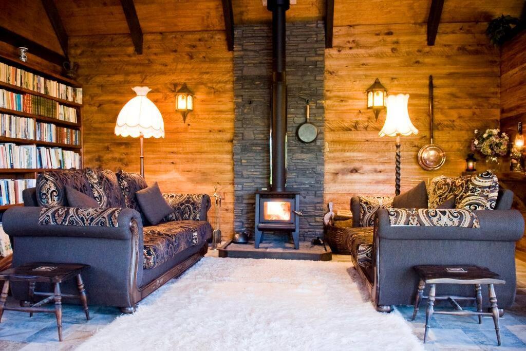 Warm Earth Cottages Aongatete Екстериор снимка